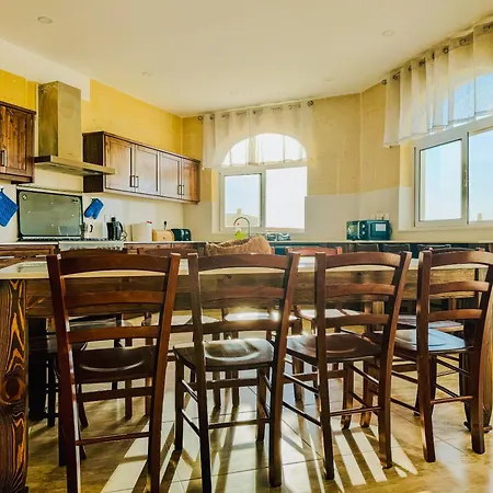 Pitt House Βίλα *