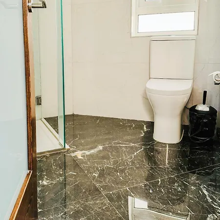 Villa Pitt House *